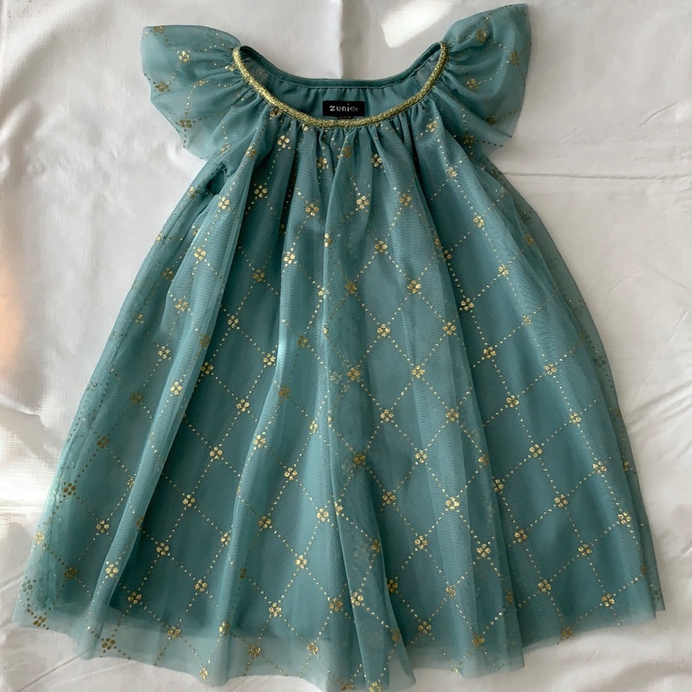 NEW/ Party dress for girls